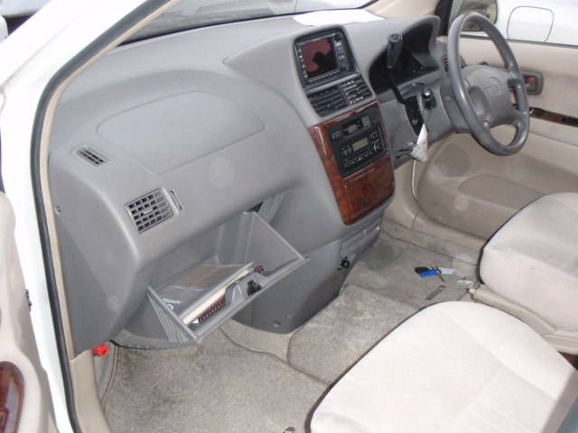 1999 Toyota Gaia