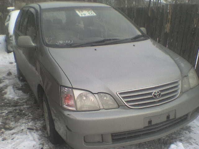 1999 Toyota Gaia