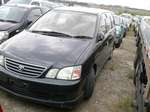 1999 Toyota Gaia