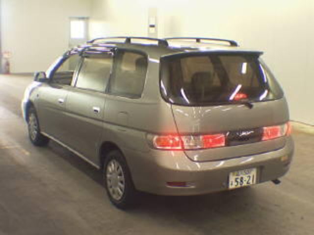 1999 Toyota Gaia