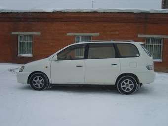 1999 Toyota Gaia