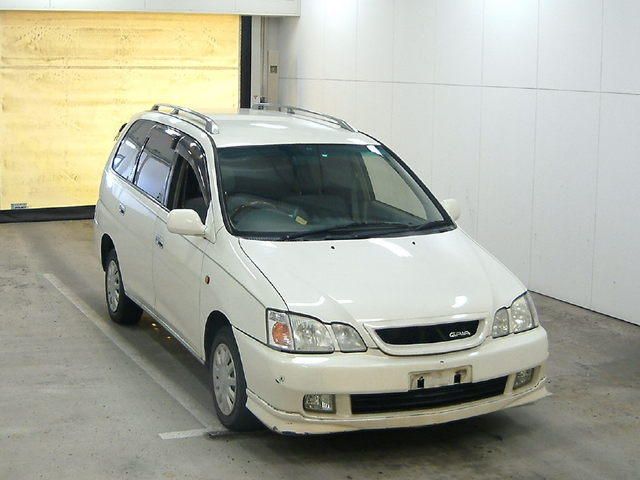 1999 Toyota Gaia