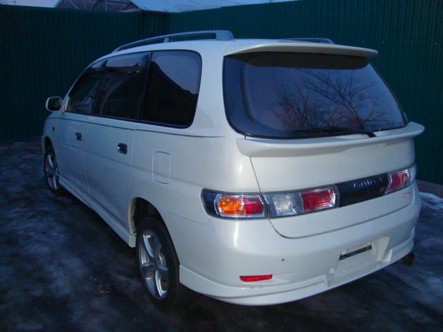 1999 Toyota Gaia