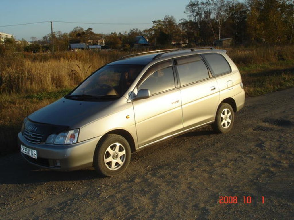 1999 Toyota Gaia