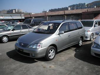 1999 Toyota Gaia