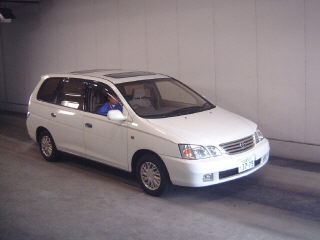 1999 Toyota Gaia Pics