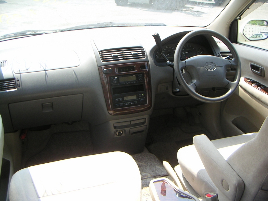 1999 Toyota Gaia For Sale