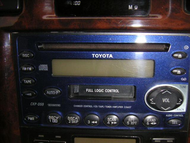 1999 Toyota Gaia Images