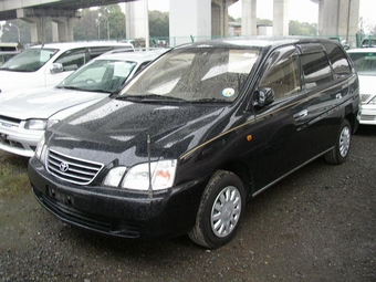 1999 Toyota Gaia