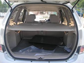 1999 Toyota Gaia Photos