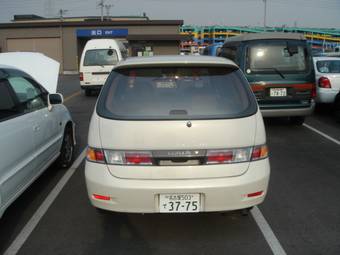 1999 Toyota Gaia Images