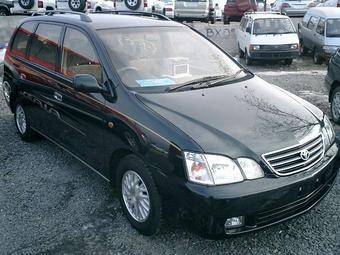 2000 Toyota Gaia