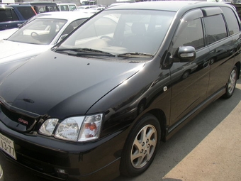 2000 Toyota Gaia