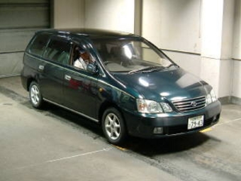 2000 Toyota Gaia