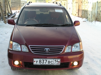 2000 Toyota Gaia