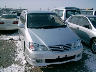 2000 Toyota Gaia