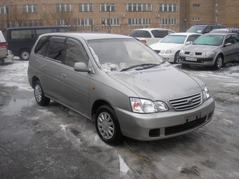 2000 Toyota Gaia