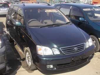 2000 Toyota Gaia