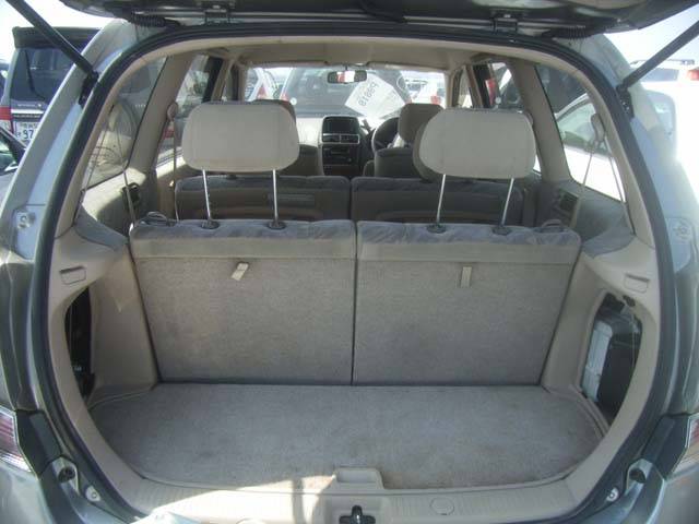 2000 Toyota Gaia