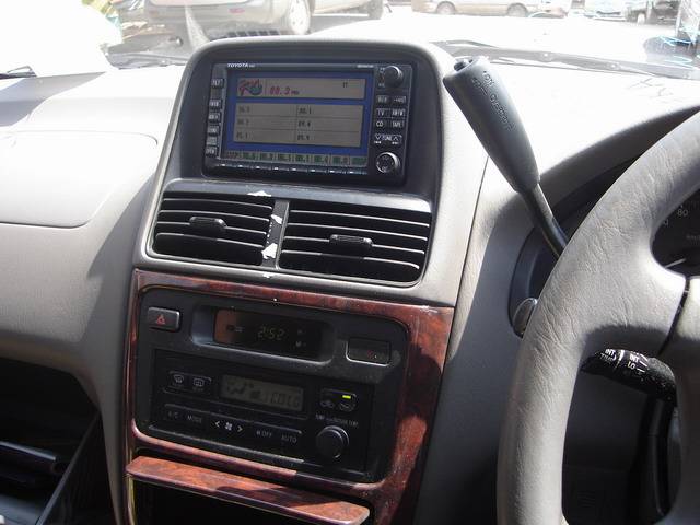 2000 Toyota Gaia