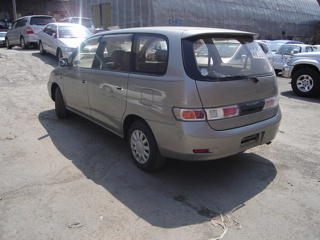 2000 Toyota Gaia