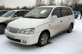 2000 Toyota Gaia