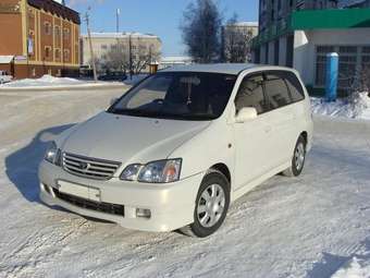 2000 Toyota Gaia