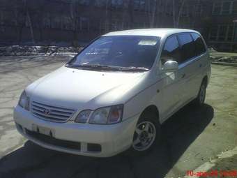 2000 Toyota Gaia