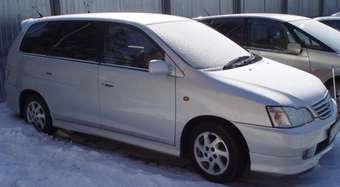 2000 Toyota Gaia