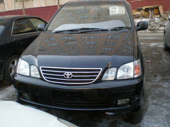 2000 Toyota Gaia