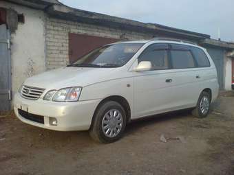 2000 Toyota Gaia