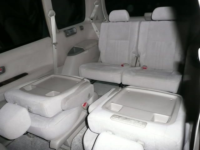 2000 Toyota Gaia