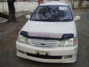 2000 Toyota Gaia