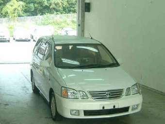 2000 Toyota Gaia