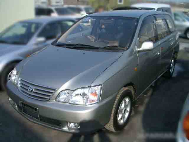 2000 Toyota Gaia For Sale