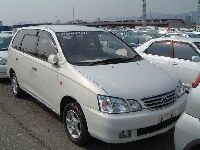 2000 Toyota Gaia For Sale