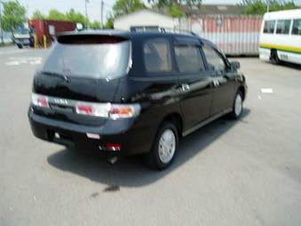 2000 Toyota Gaia Photos