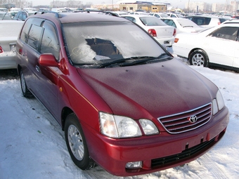 2000 Toyota Gaia