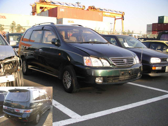 2000 Toyota Gaia