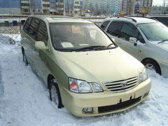 2000 Toyota Gaia