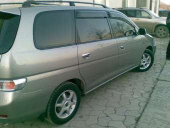2000 Toyota Gaia Photos