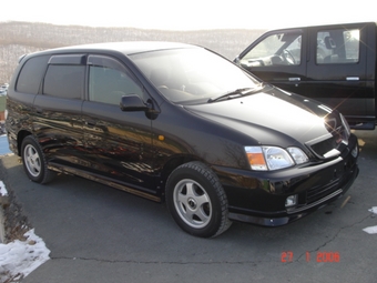 2001 Toyota Gaia