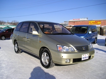 2001 Toyota Gaia