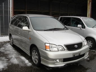 2001 Toyota Gaia