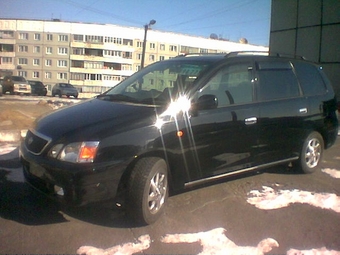 2001 Toyota Gaia