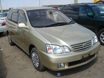 2001 Toyota Gaia