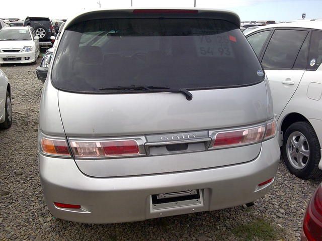 2001 Toyota Gaia