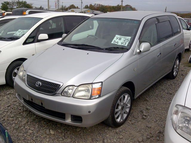 2001 Toyota Gaia