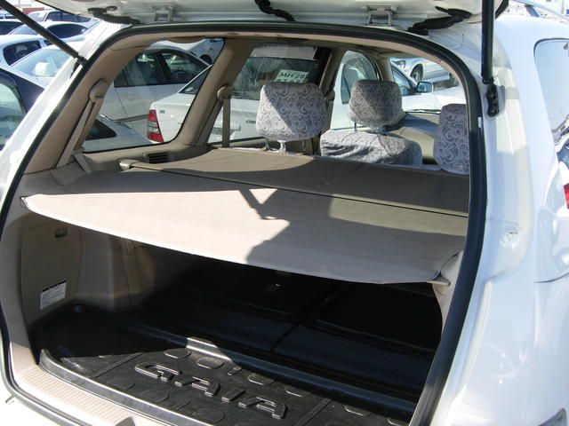 2001 Toyota Gaia