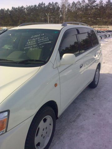 2001 Toyota Gaia